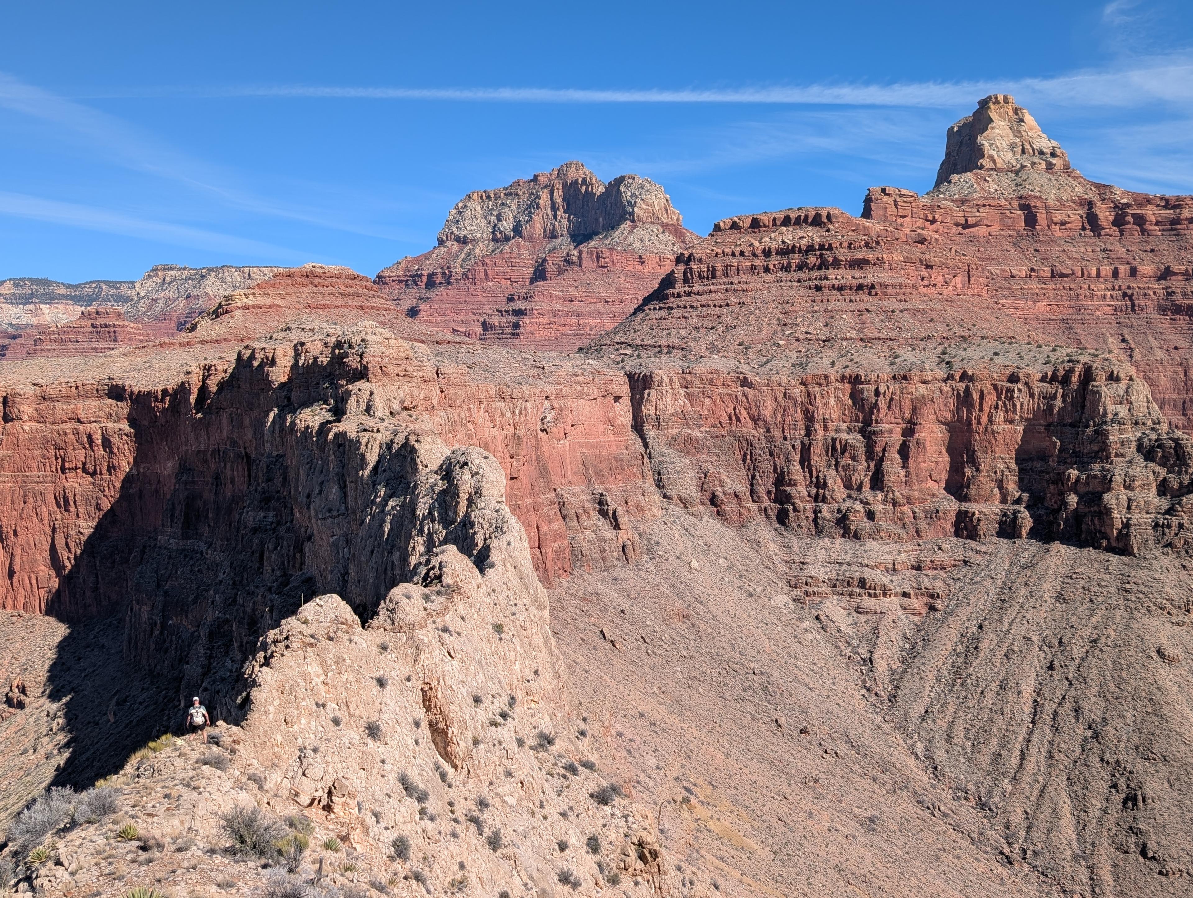 Climbing route photo by pseudalpine at Sumner Butte