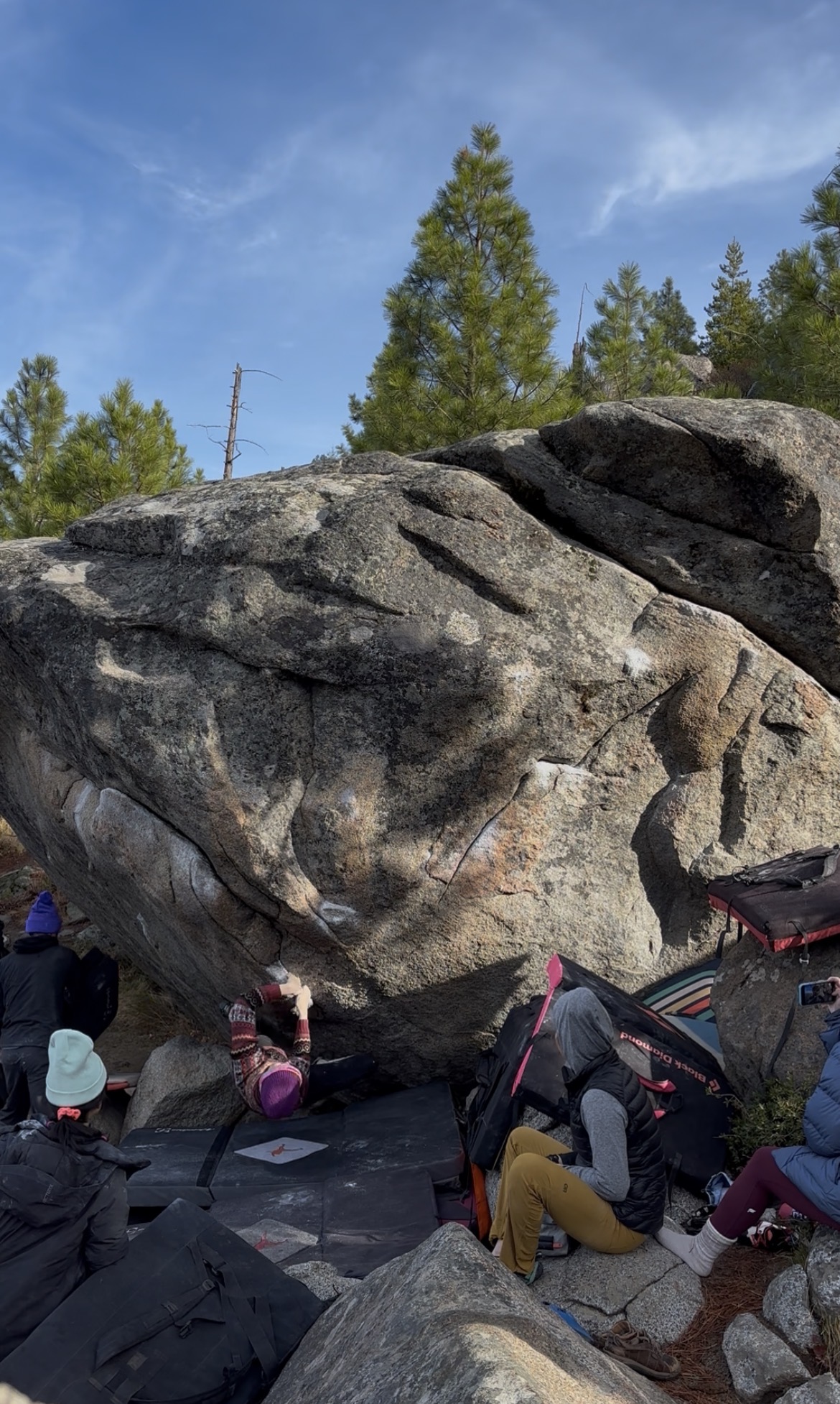 Emperor's Lightning, the line on the rock