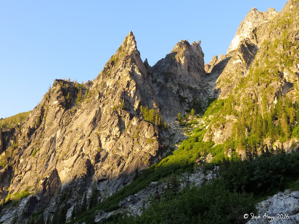 West Face photo by stephabegg at Colchuck Balanced Rock