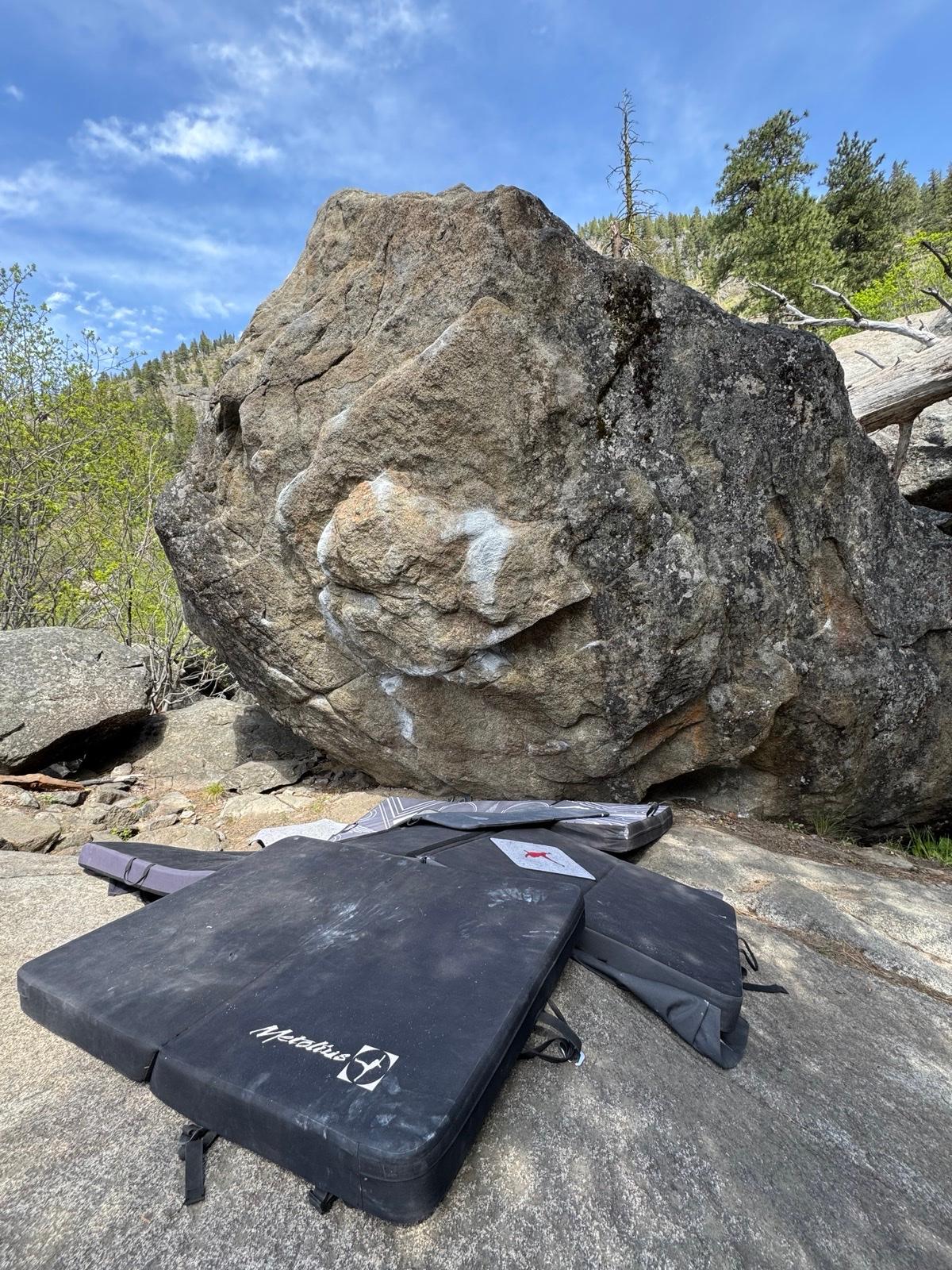 Funny and Cheap photo by assistant_black_snipe at Sunny and Steep Boulder