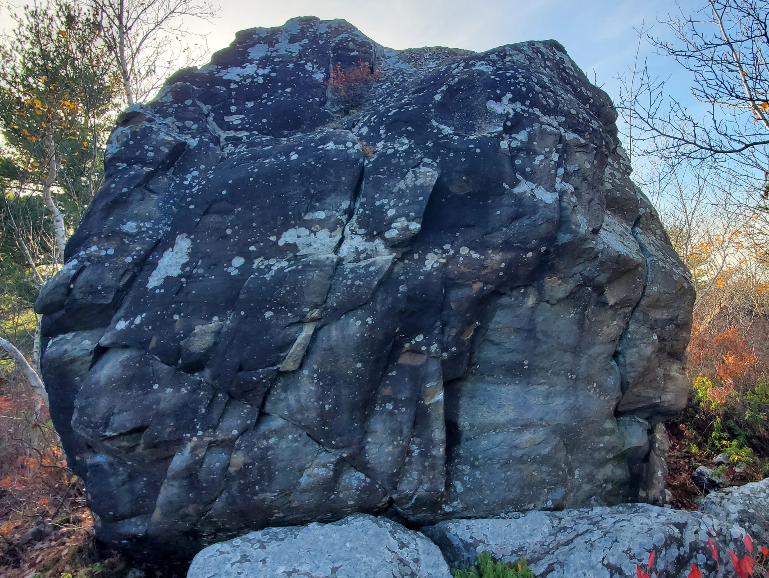 Hickory Sticks photo by theoretical_gray_condor at Lunchbox Boulder