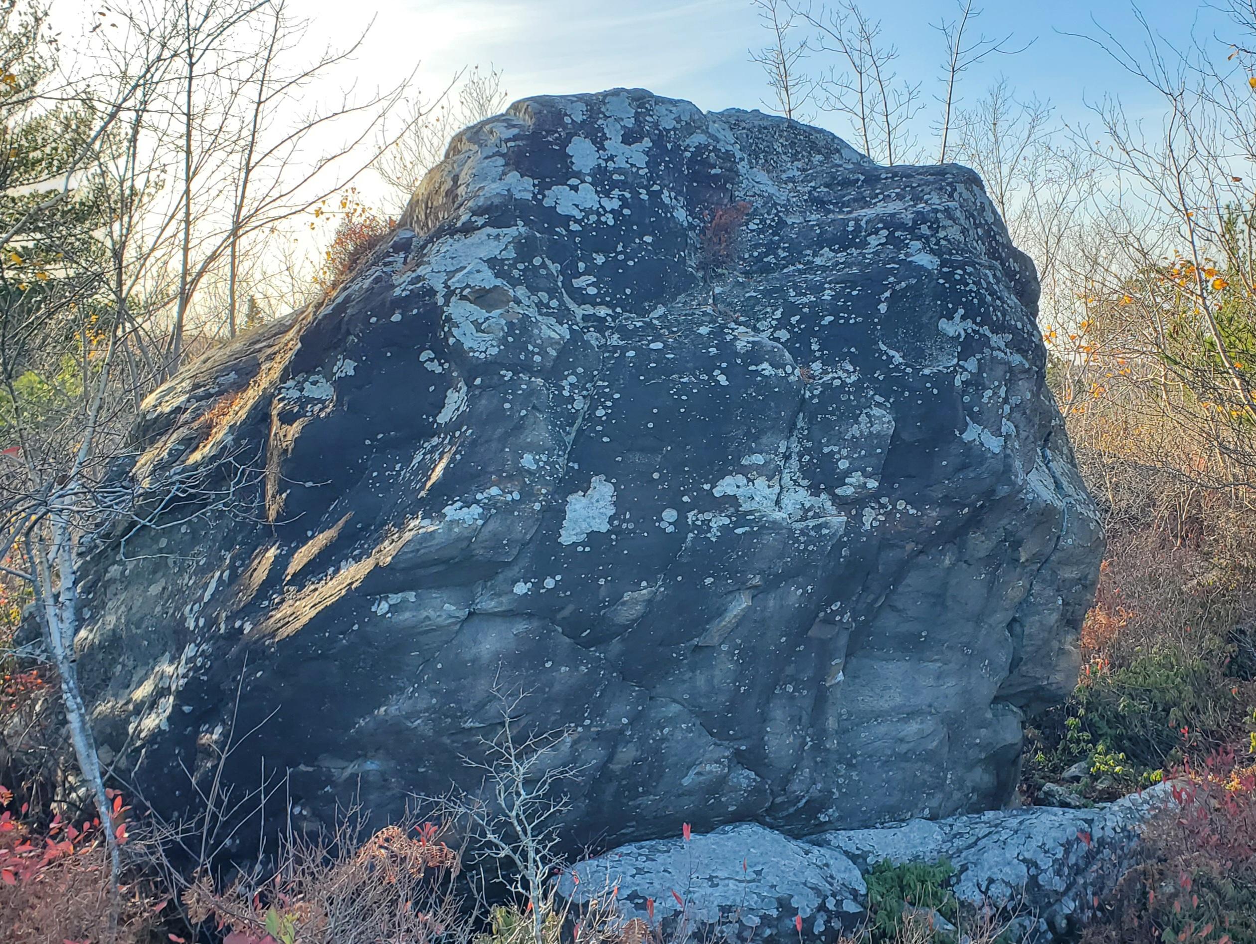 Hickory Sticks photo by theoretical_gray_condor at Lunchbox Boulder