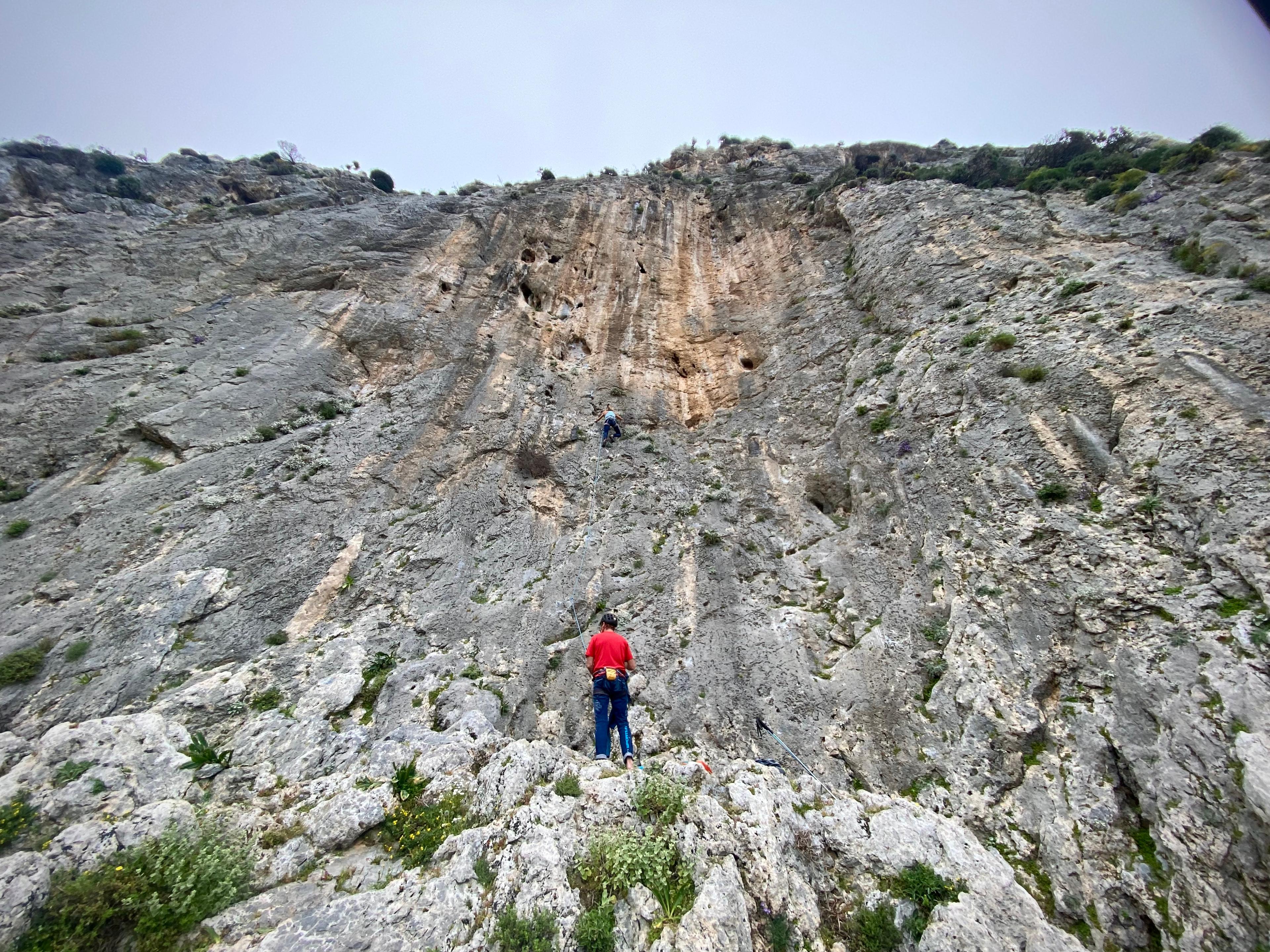 Resista photo by vietnguyen at Ghost Kitchen Left