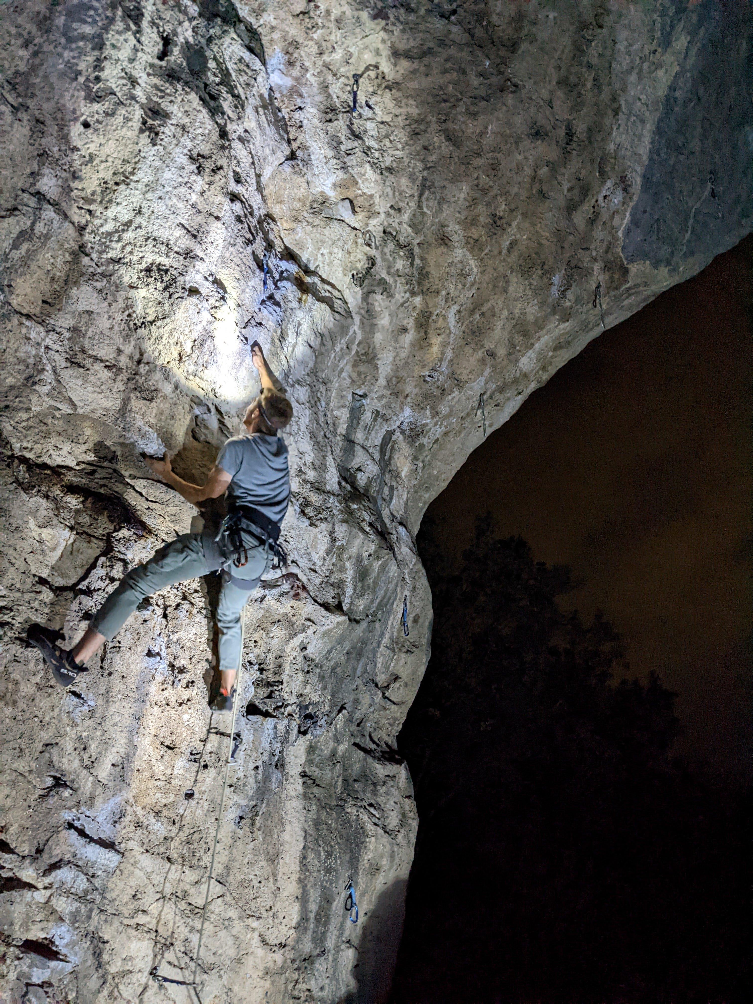 Prestidigitator photo by tonyzamboni at Drone Wall